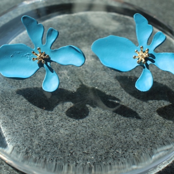 New Blue Alloy Acetate Lily flower spring earrings - Picture 5 of 10